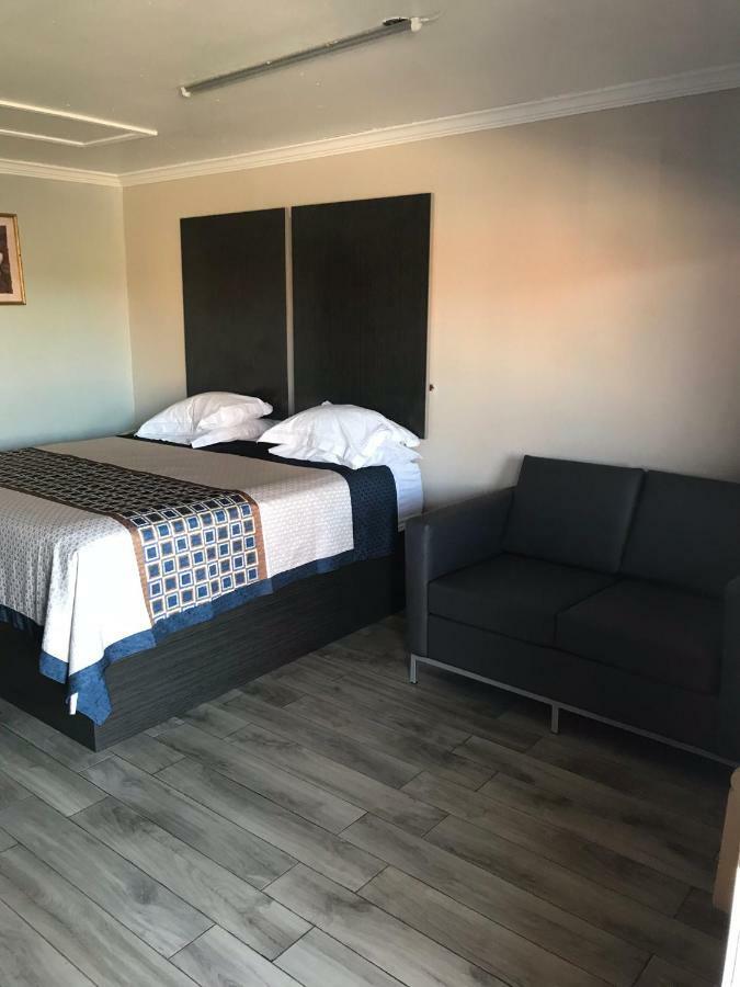 Southtown S.A. Inn サンアントニオ エクステリア 写真